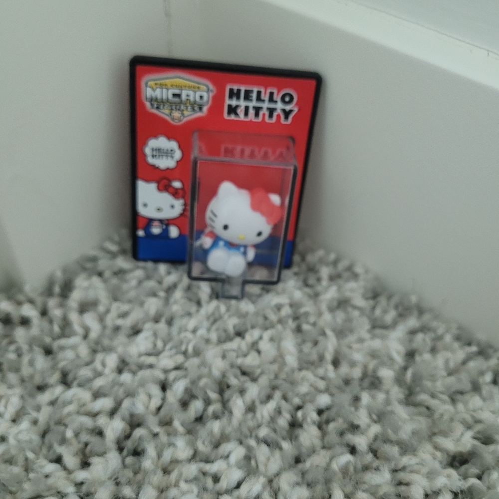 4 for 15 mini hello kitty figure